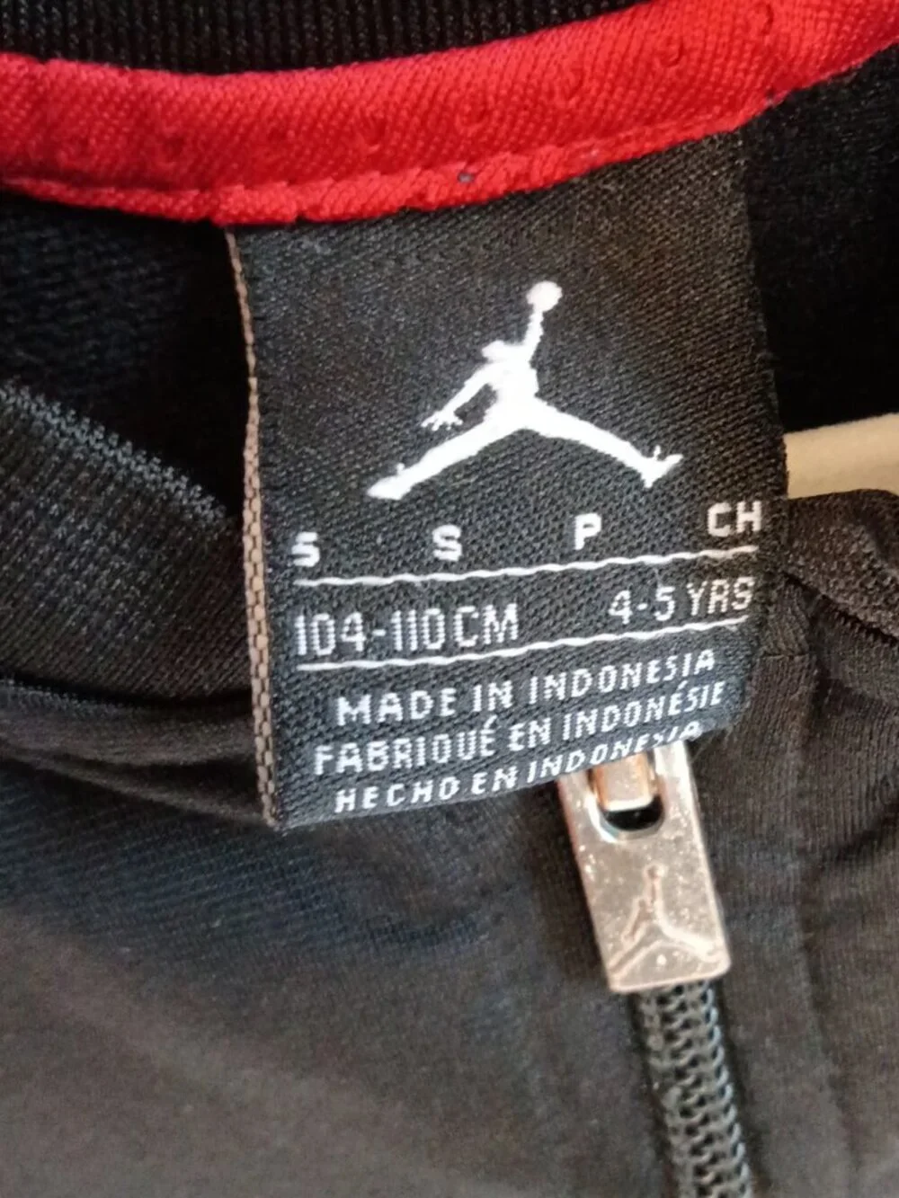Jordan Boys Black Red Full Zip Track Jacket Size 4/5T